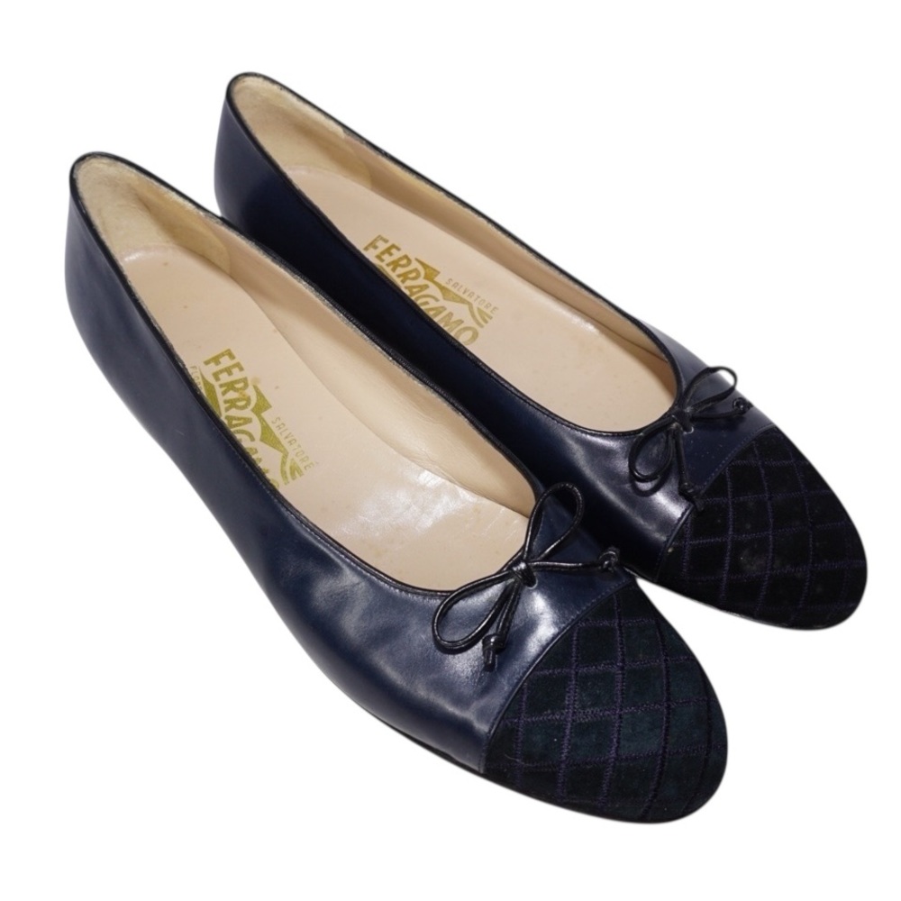Salvatore Ferragamo Vintage Black Quilted Ballet Flats, Size 9.5AA - Picture 3 of 10